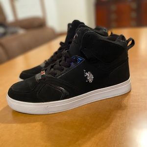 U.S. POLO ASSN High Top Shoes Size 9